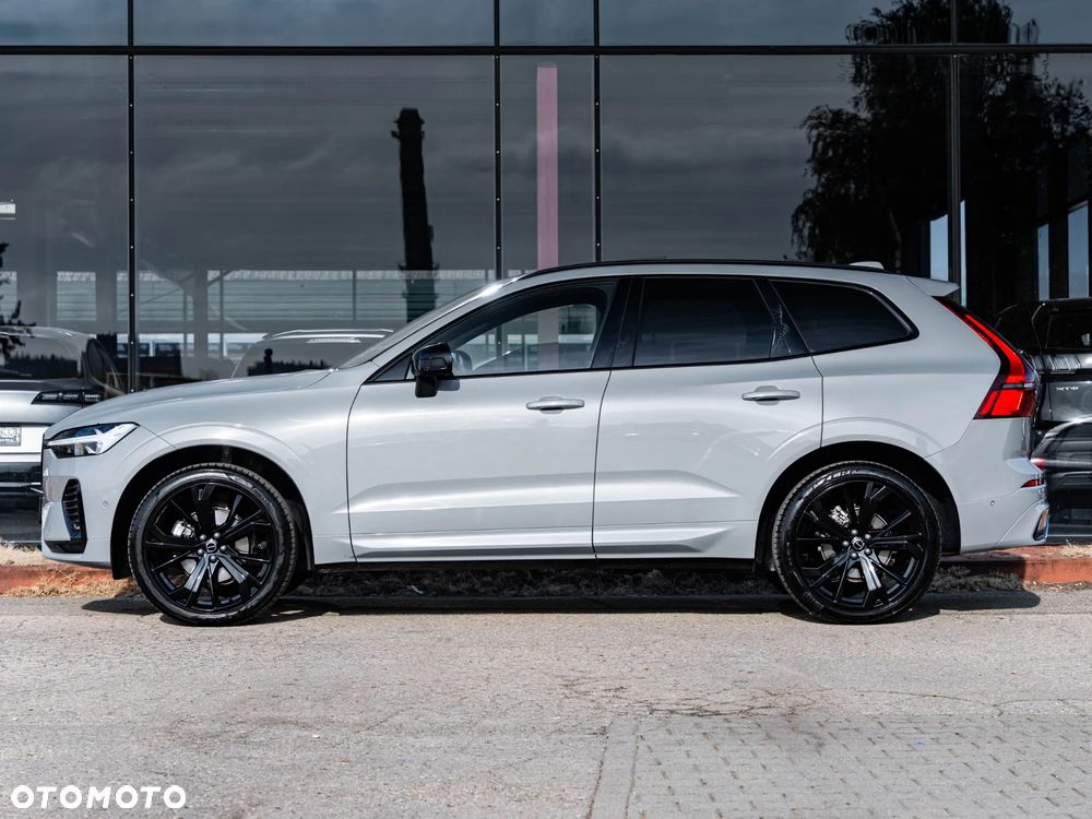 Volvo XC 60 B5 B AWD Plus Dark - 18