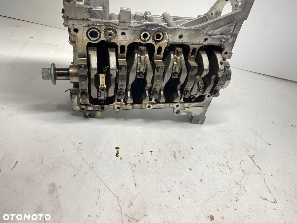 SILNIK BLOK SILNKA WAŁ DÓŁ PANEWKI HYUNDAI I20 II 1.2B G4LA 14-19 - 4