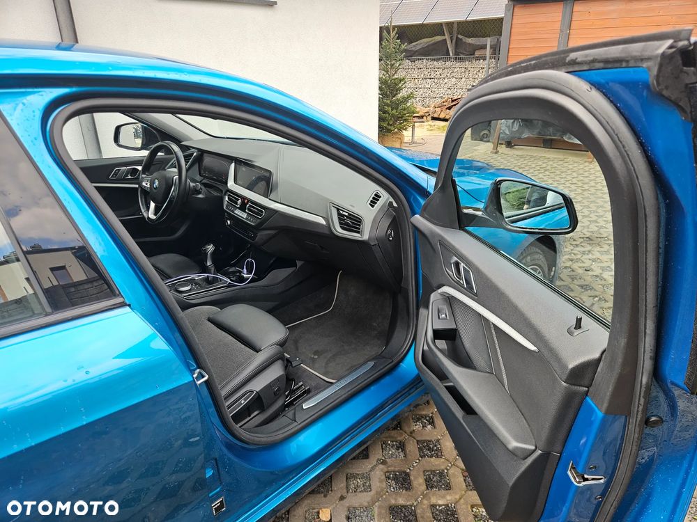 BMW Seria 1 118d Sport Line Shadow - 17