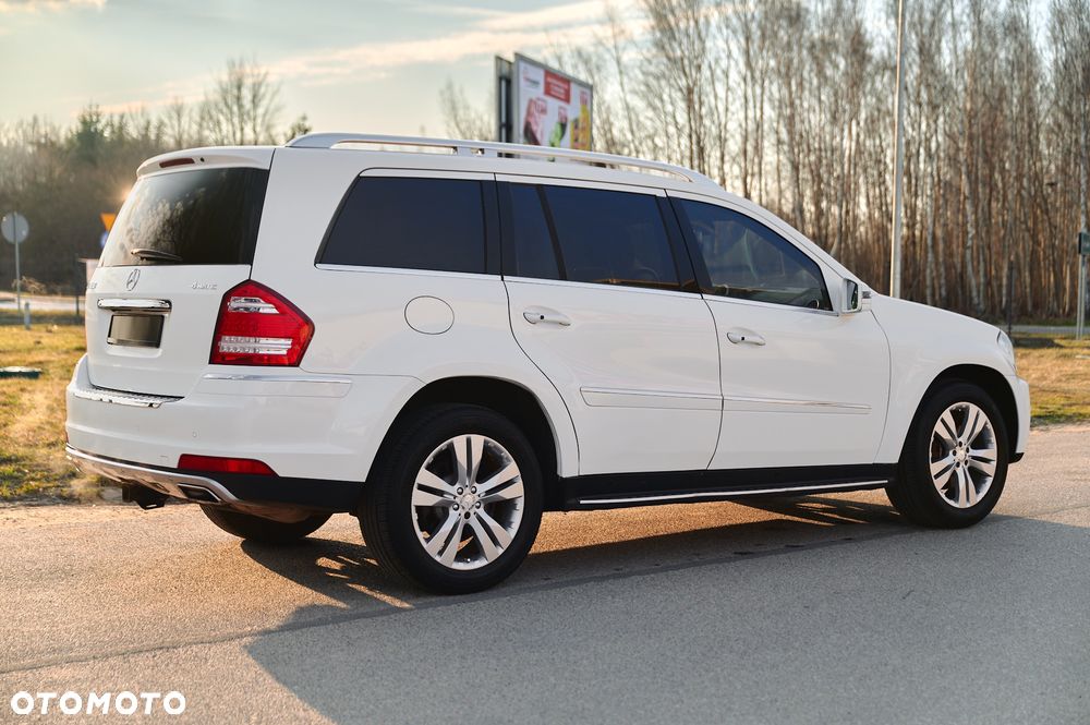 Mercedes-Benz GL 450 4Matic 7G-TRONIC - 13