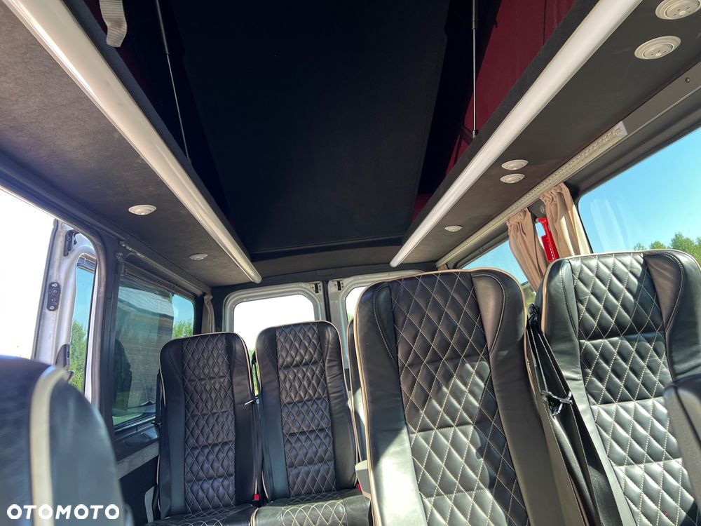 Mercedes-Benz Sprinter - 6