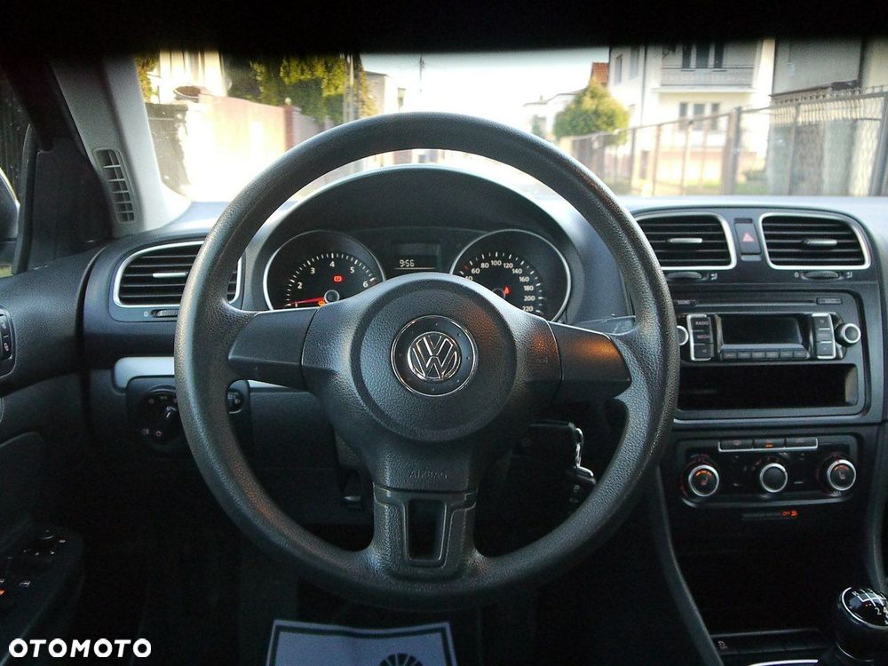 Volkswagen Golf Variant - 16