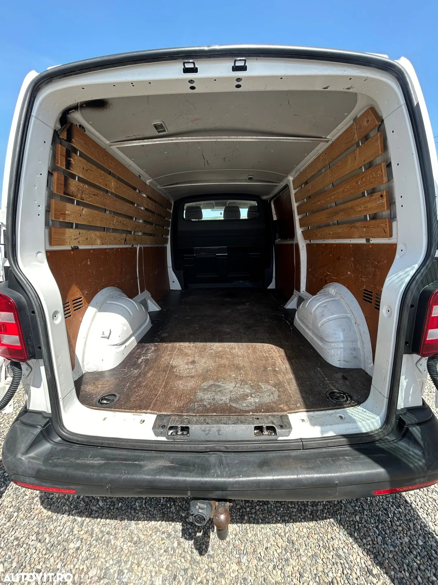 Volkswagen Transporter - 8