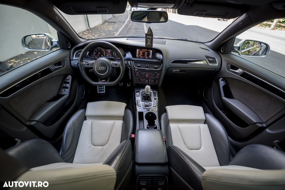 Audi A4 Avant 3.0 TDI DPF quattro S line Sportpaket (plus) - 23