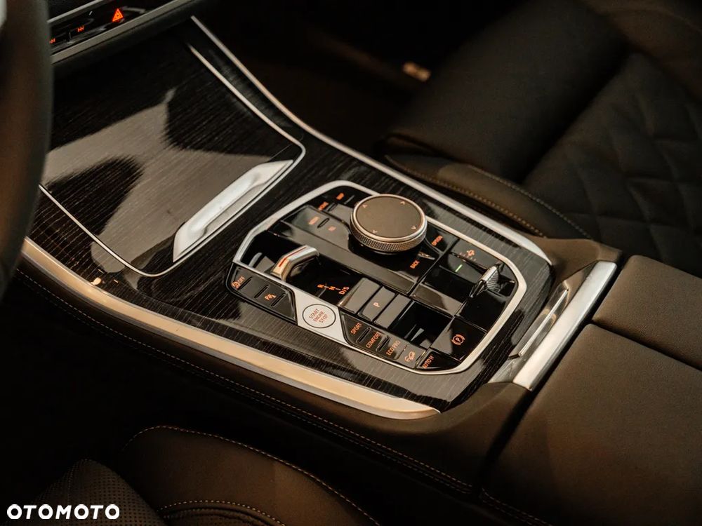 BMW X5 xDrive40i - 10
