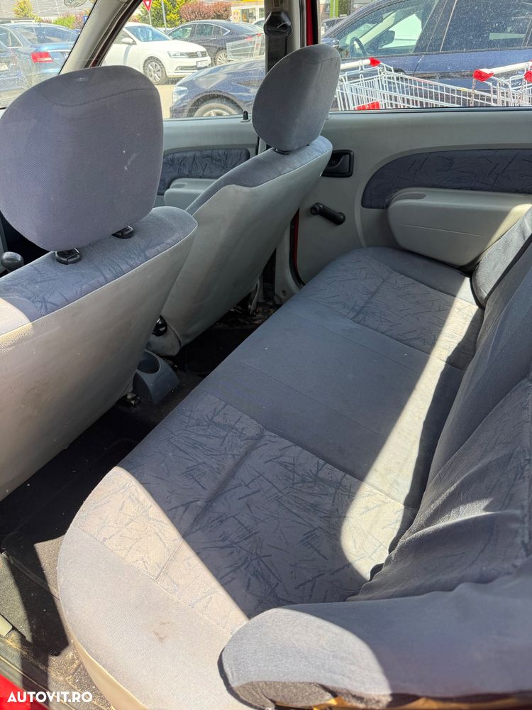 Dacia Logan Express 1.6 MPI - 4
