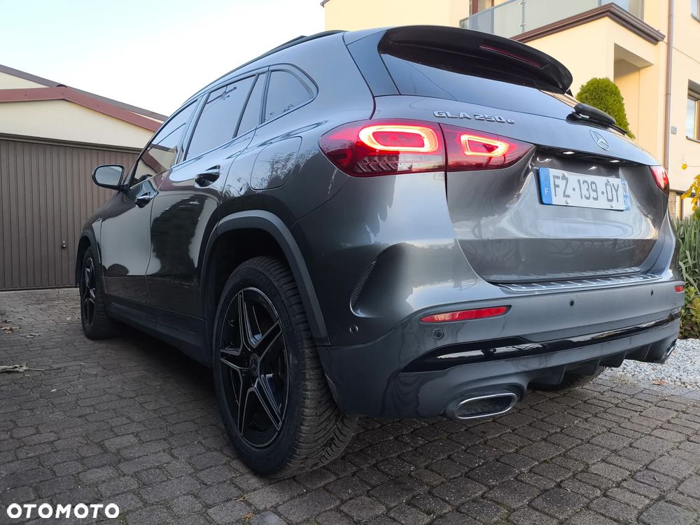 Mercedes-Benz GLA 250 e 8G-DCT Edition AMG Line - 9