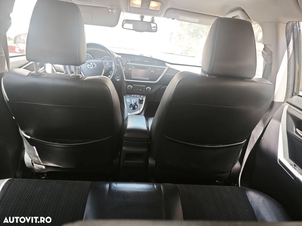 Toyota Auris - 18