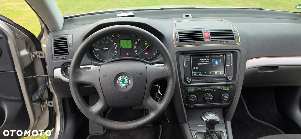 Skoda Octavia 1.9 TDI Elegance DSG - 23