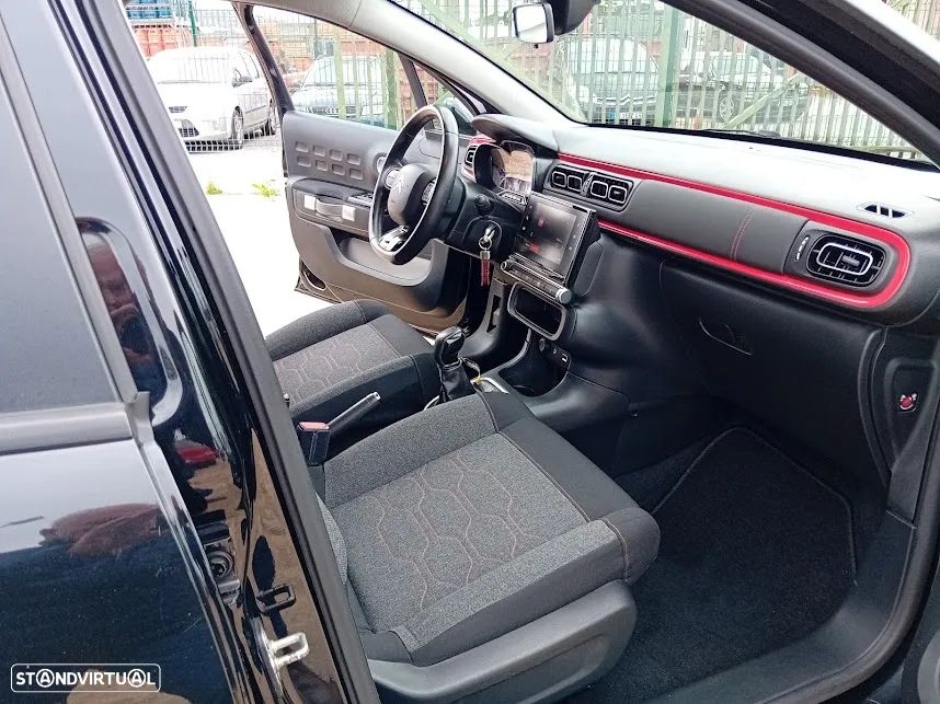 Citroën C3 1.2 PureTech Shine - 4