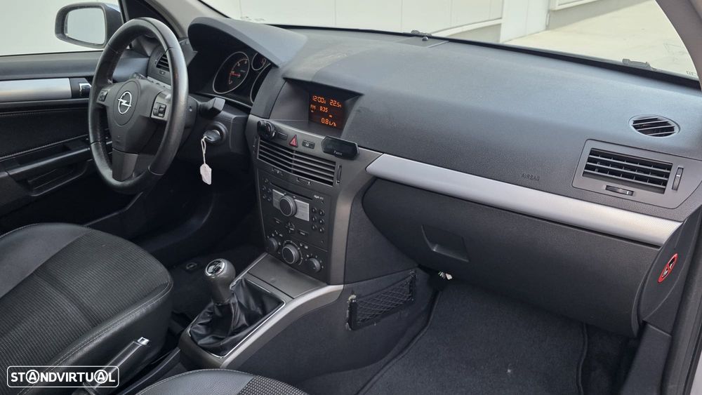 Opel Astra 1.3 CDTI Cosmo - 17