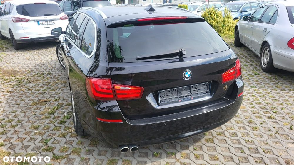 BMW Seria 5 520d Touring - 31