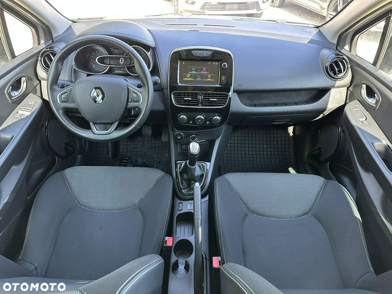 Renault Clio 0.9 Energy TCe Zen - 17