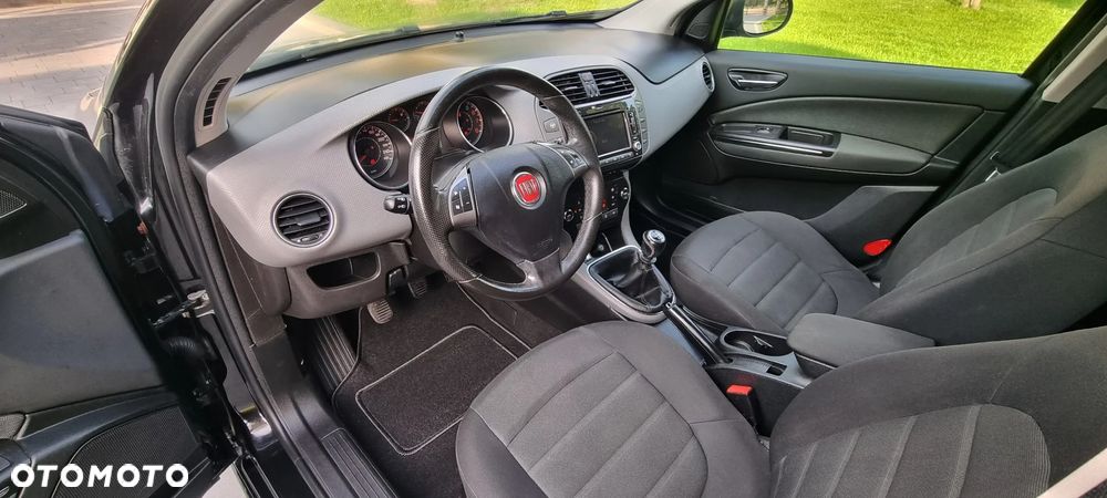 Fiat Bravo 1.4 T-JET 16V Dynamic NAV - 21