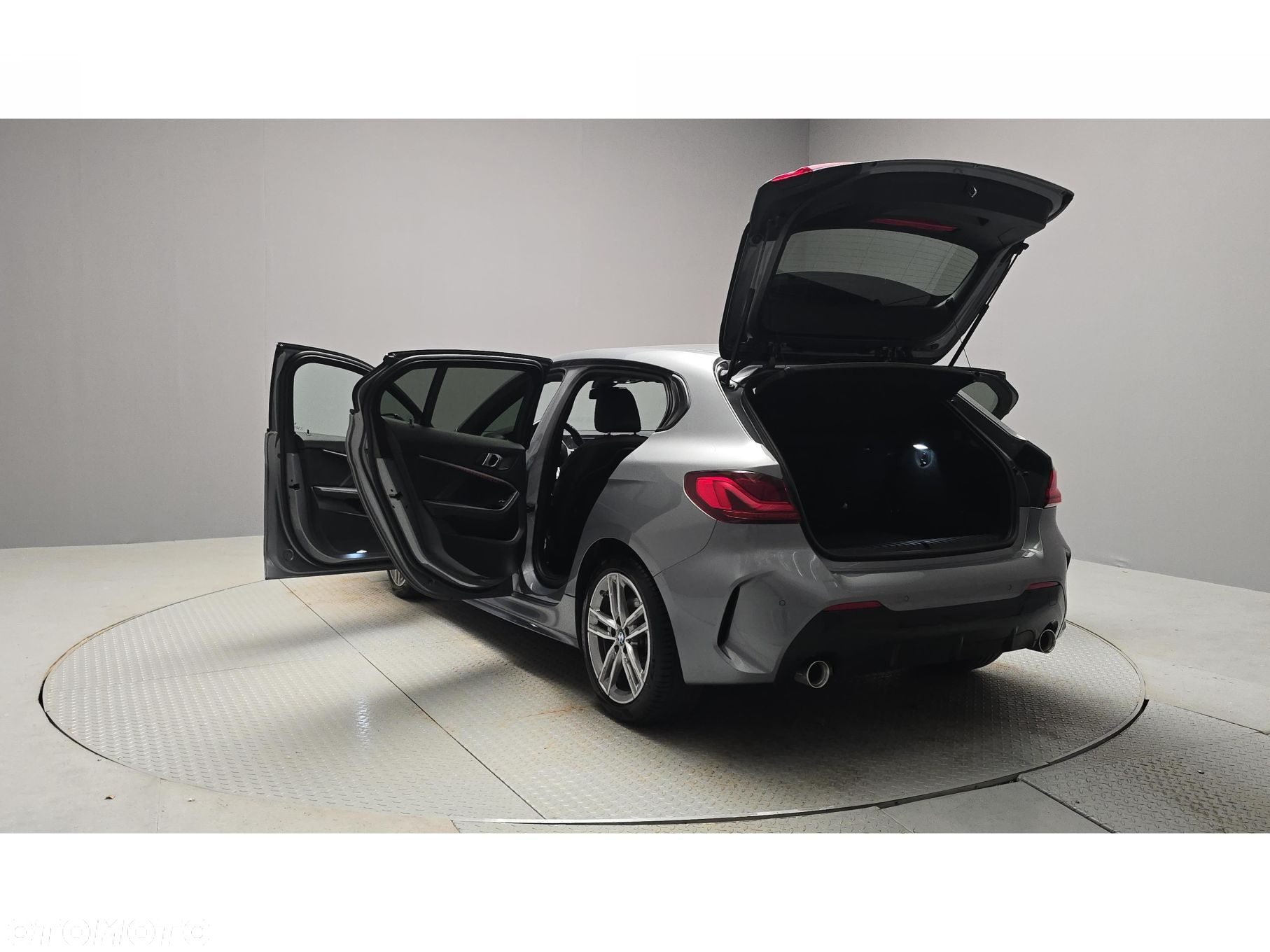 BMW Seria 1 - 15