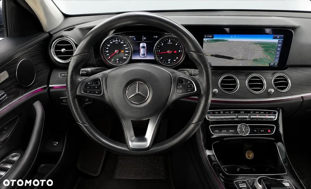 Mercedes-Benz Klasa E - 7