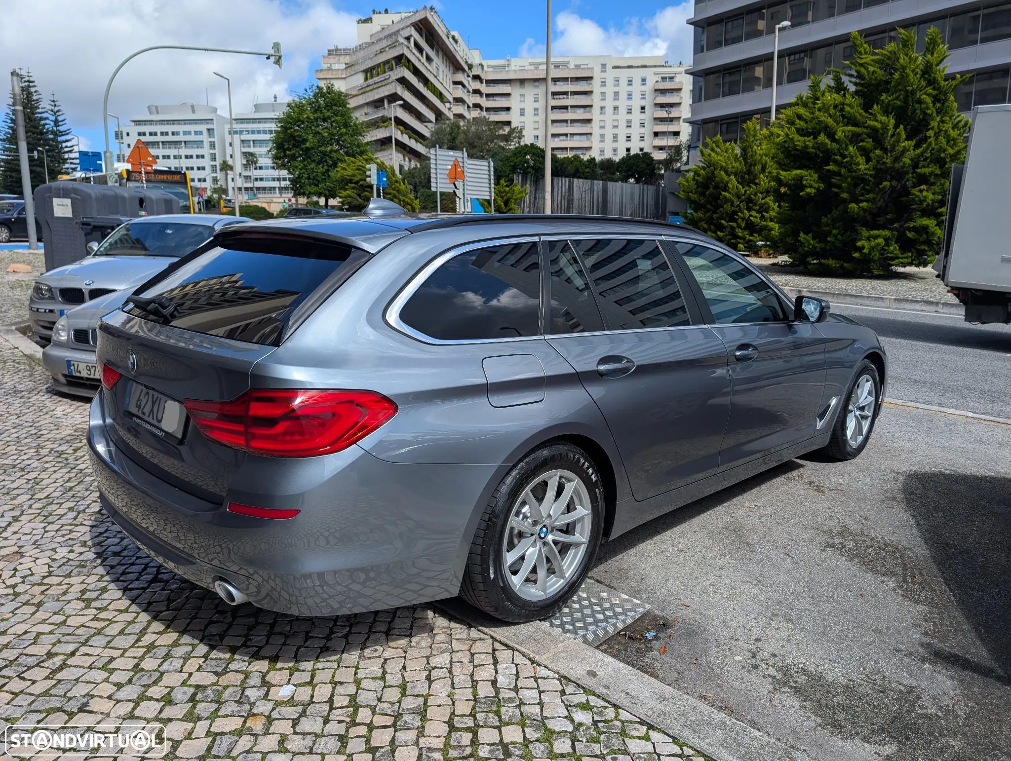 BMW 518 d Line Luxury Auto - 9
