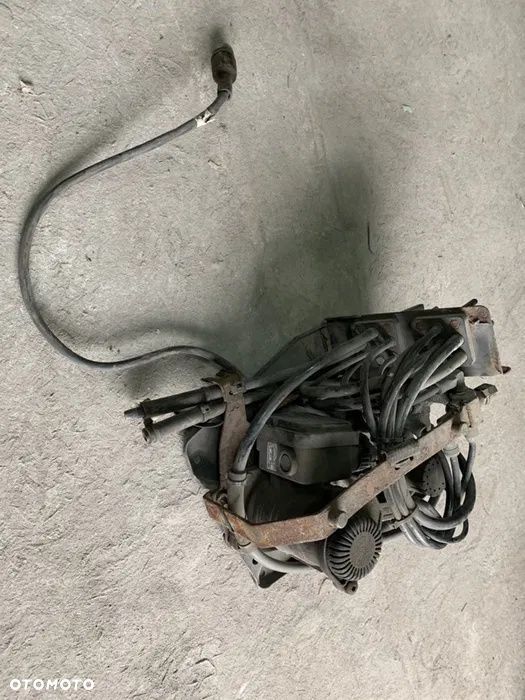 Zawór modulator EBS Scania R Knorr Bremse K000089 demontaż - 3