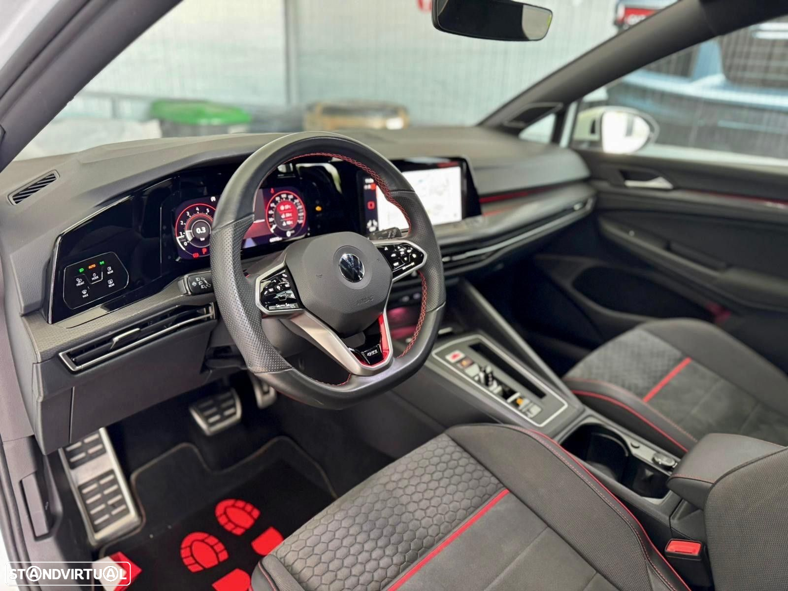 VW Golf 2.0 TSI GTI Clubsport DSG - 12