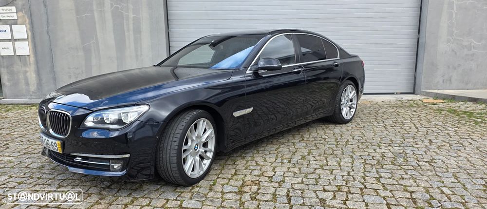 BMW 740 Ld xDrive Pack M - 2