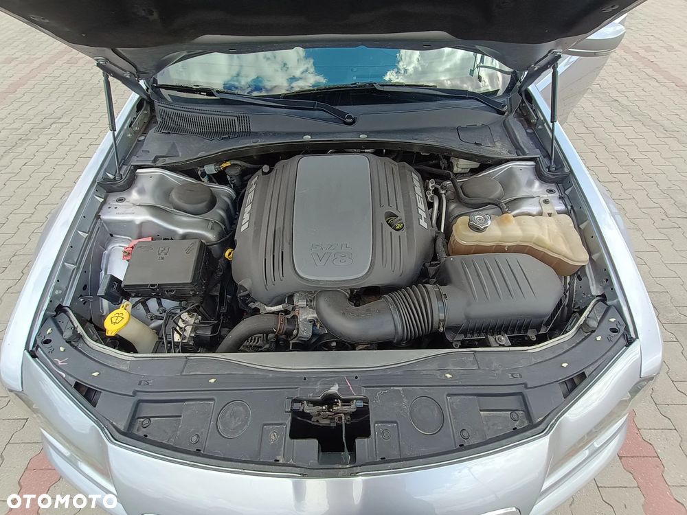 Chrysler 300s - 15