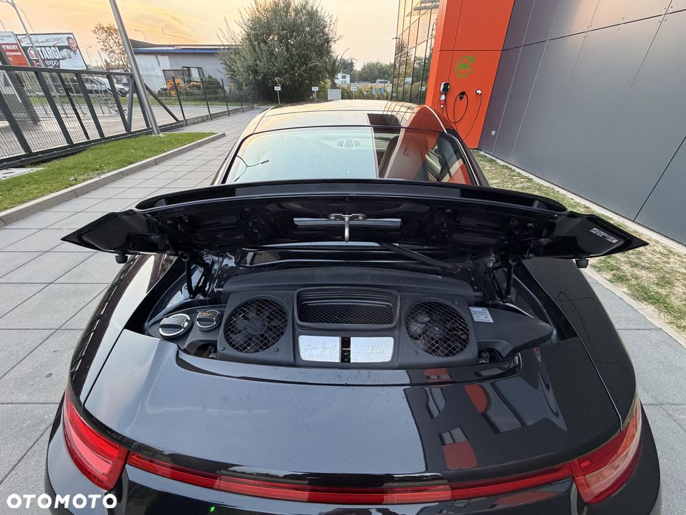 Porsche 911 Carrera 4S PDK - 8