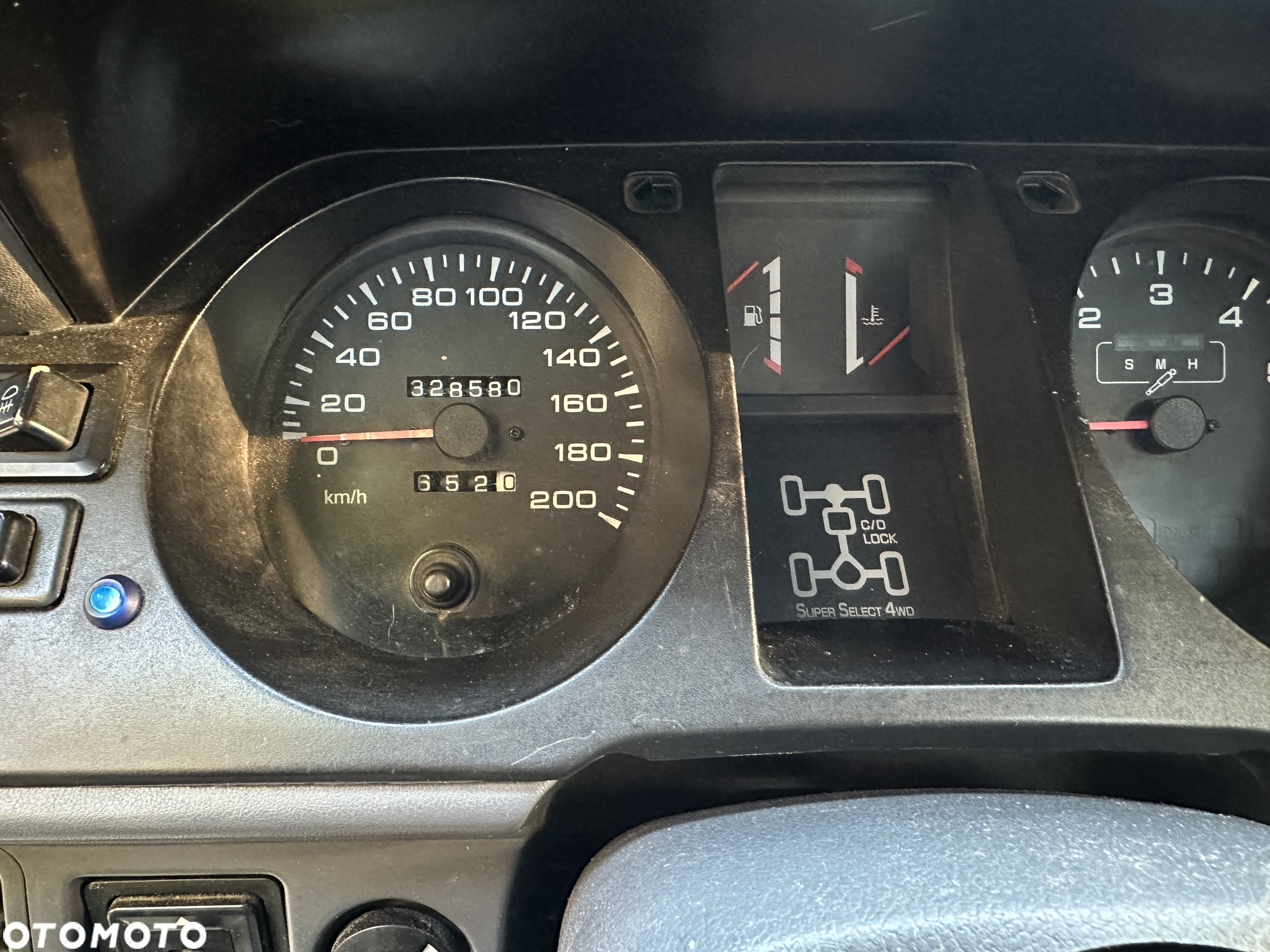 Mitsubishi Pajero 2.8 TD GLX 7os - 25