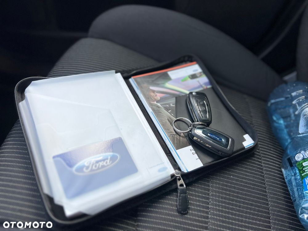 Ford Mondeo 2.0 Titanium - 22