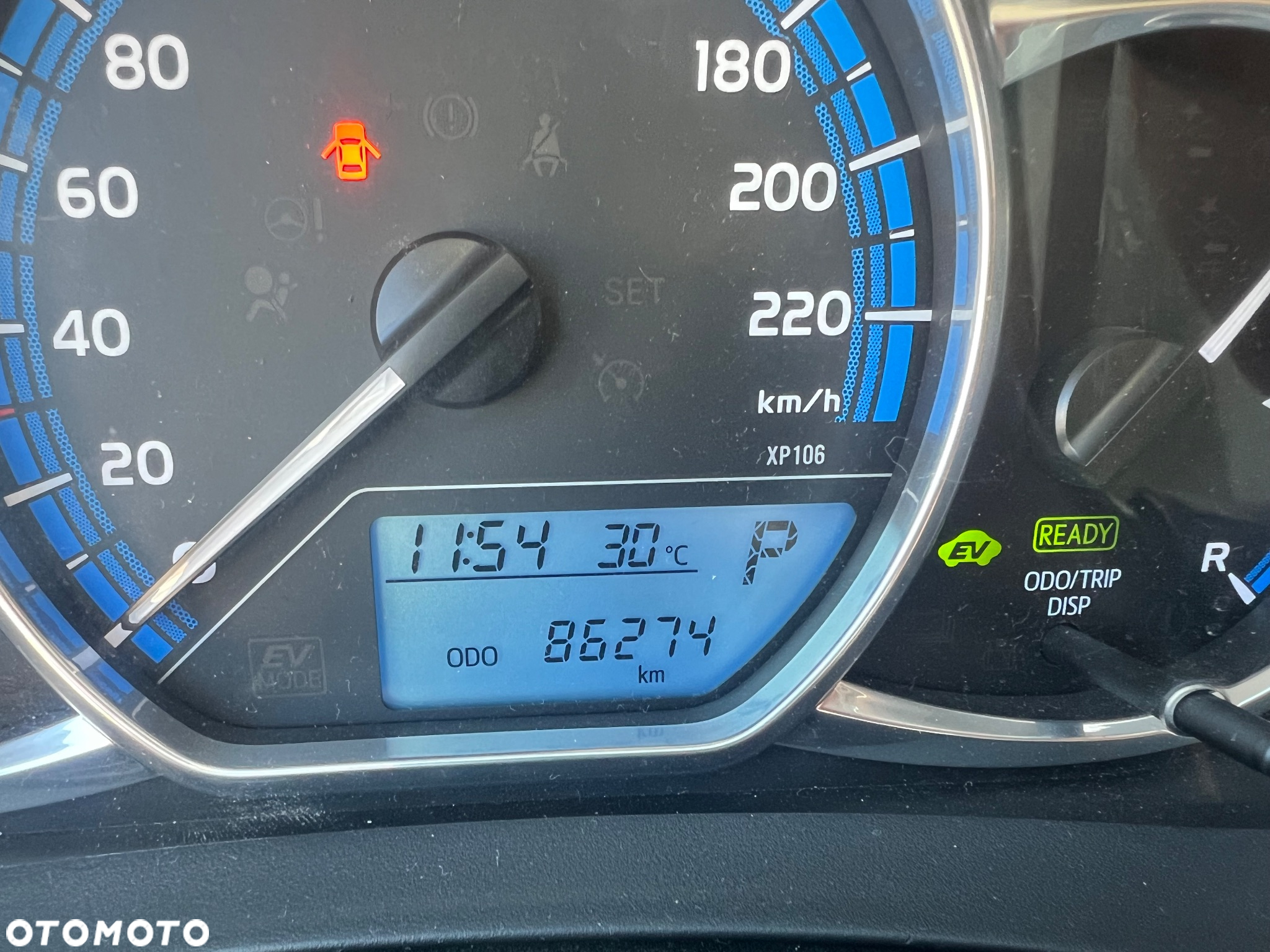 Toyota Yaris Hybrid 100 Selection Passion - 13