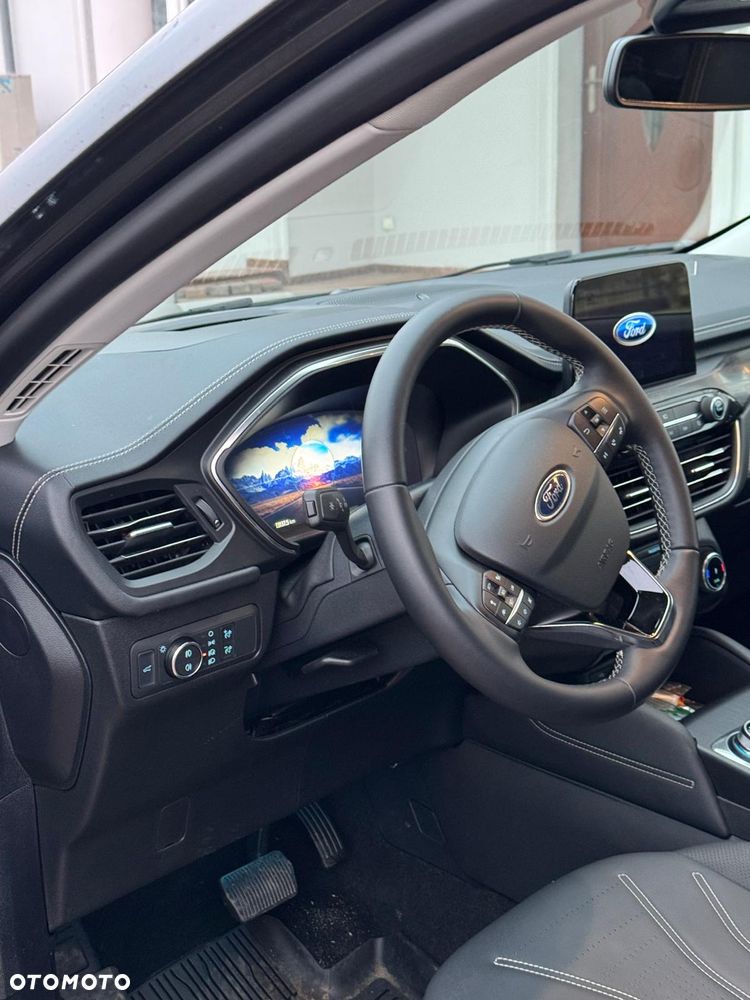 Ford Kuga - 6