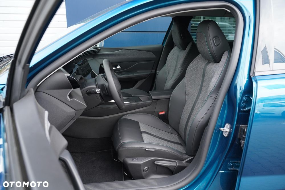 Peugeot 408 1.2 PureTech mHEV Allure S&S e-DSC6 - 11