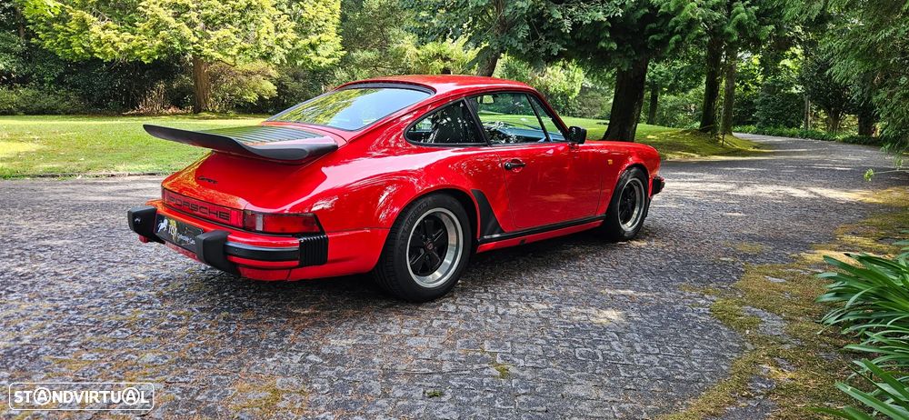 Porsche 911 Série G - 6