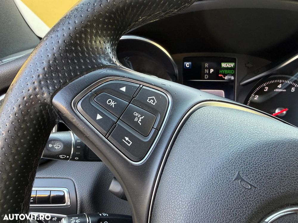 Mercedes-Benz C - 16