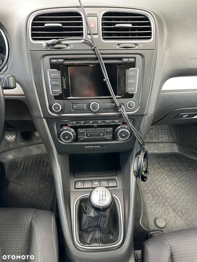 Volkswagen Golf 1.4 TSI Comfortline - 17