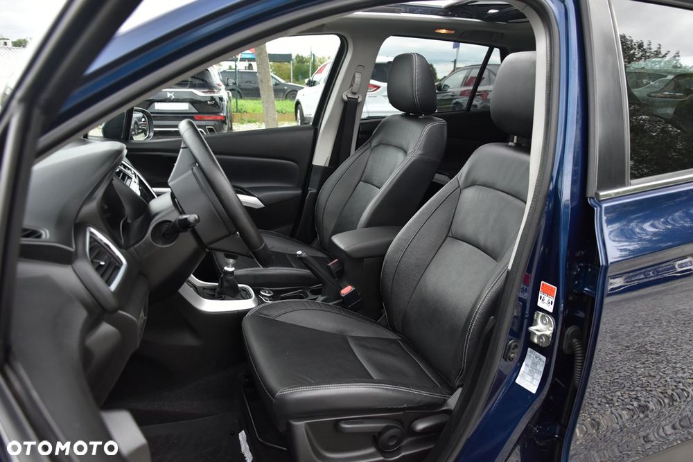 Suzuki SX4 S-Cross 1.6 DDiS 4x4 limited+ - 23