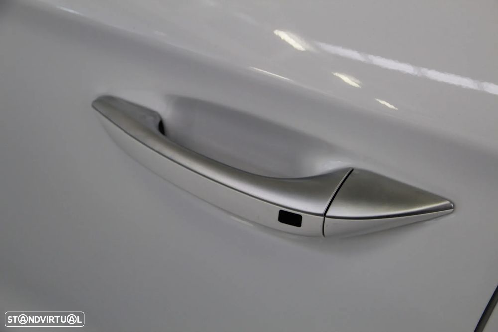 Hyundai Ioniq 1.6 GDI PHEV - 21