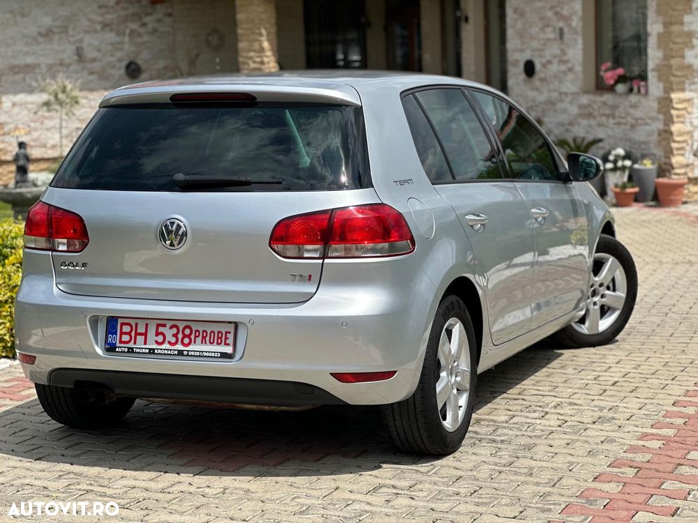 Volkswagen Golf 1.4 TSI Exclusive - 6