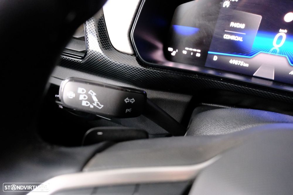 VW T-Cross 1.0 TSI Urban DSG - 12