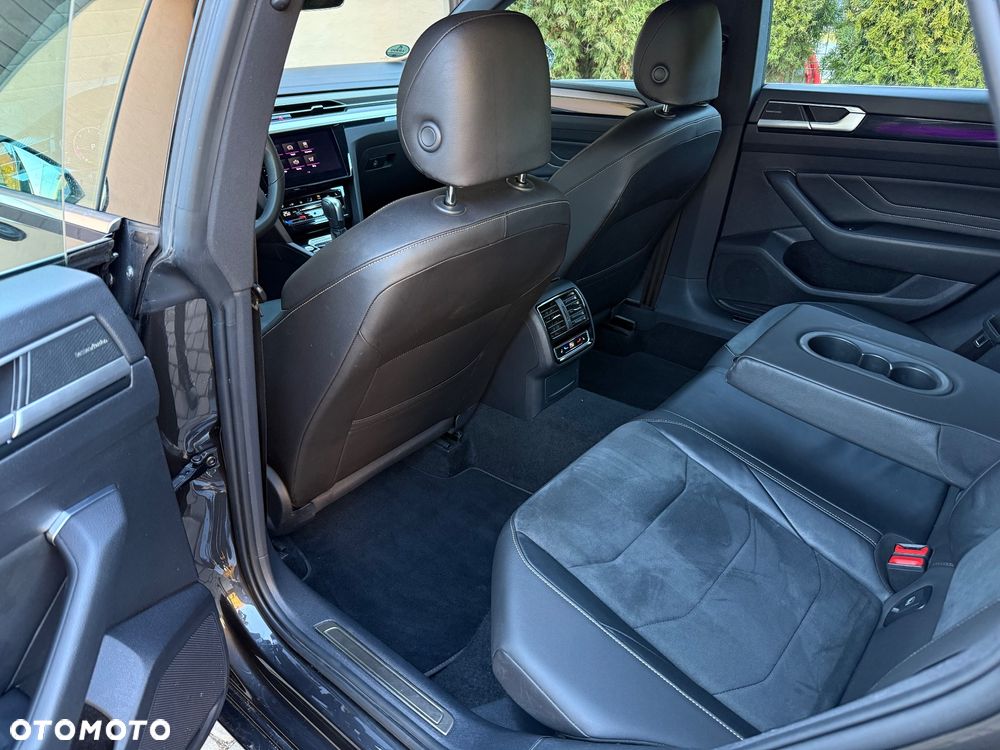 Volkswagen Arteon 2.0 TDI SCR 4Motion DSG R-Line - 28
