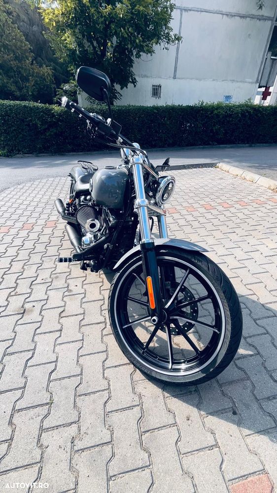 Harley-Davidson Softail Breakout FXSB - 5