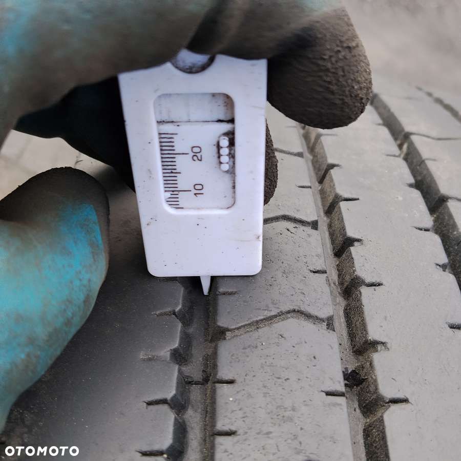 Komplet opon - 2 x 245/70 R19.5 Goodride - 7