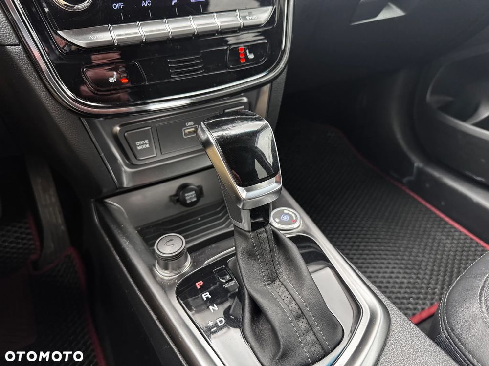 SsangYong/KGM Tivoli Grand 1.5 T-GDI Quartz - 18