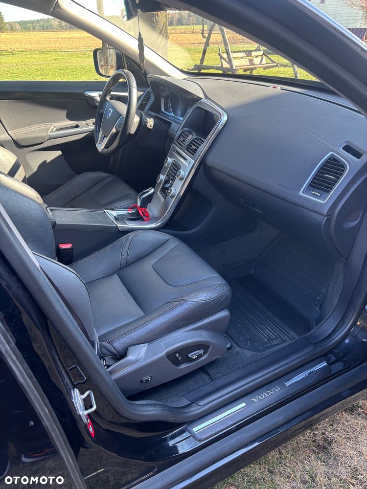 Volvo XC 60 - 8