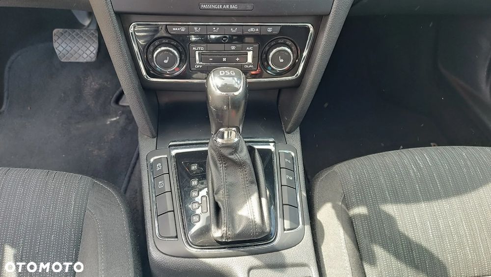 Skoda Superb 1.8 TSI Business DSG - 10