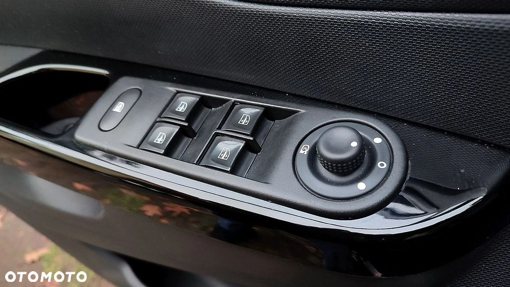 Renault Captur ENERGY dCi 110 Intens - 20