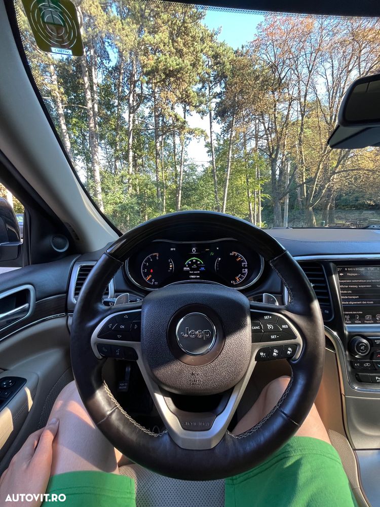 Jeep Grand Cherokee 3.0 TD AT Overland - 10