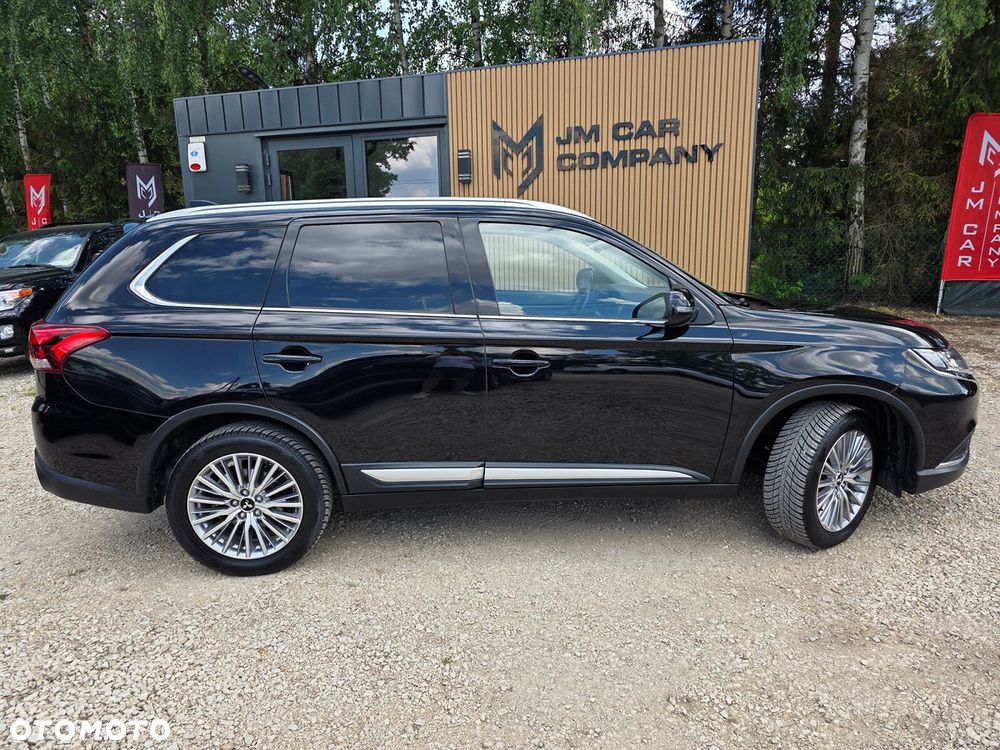 Mitsubishi Outlander - 18