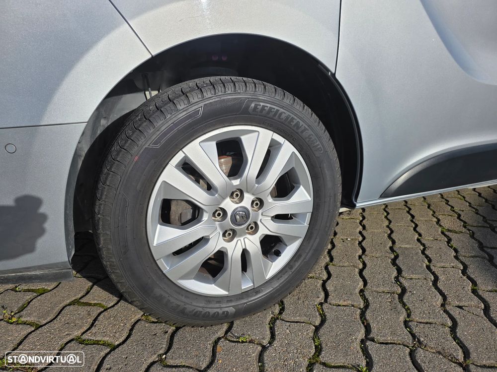 Renault Trafic 2.0 Blue dCi L1H1 - 13