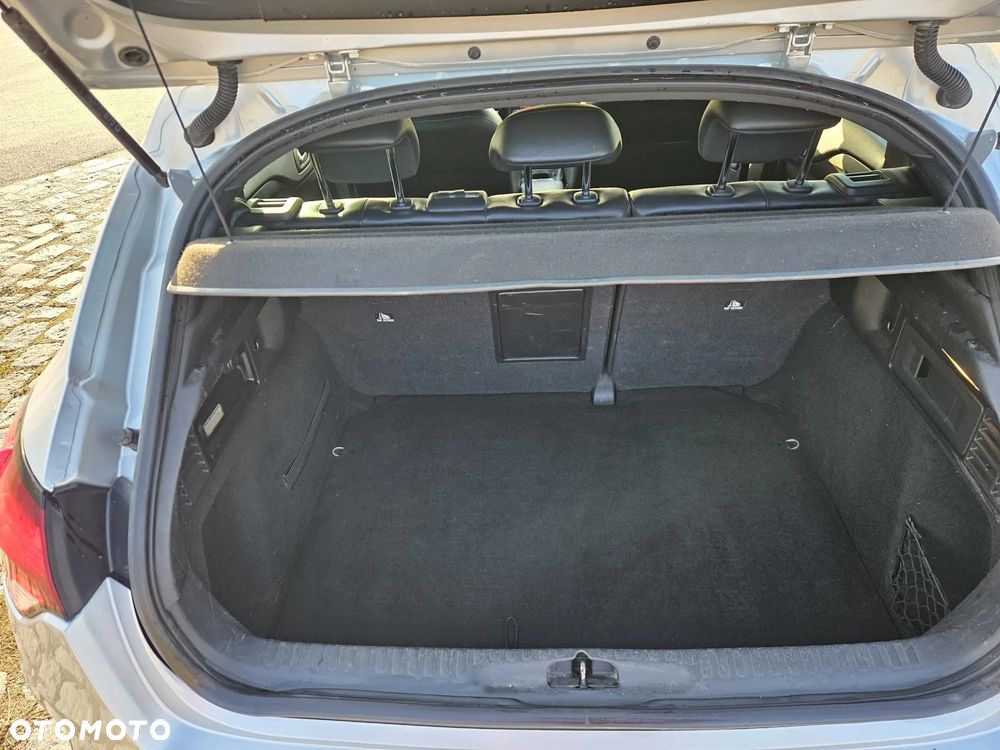 Citroën DS4 e-HDi 110 SoChic - 37