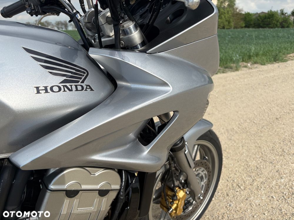 Honda CBF - 23